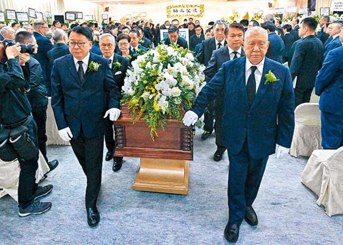 大獎娛樂城 娛樂推薦呂誌及出殯4港澳前特首扶靈逾80團體到場致祭