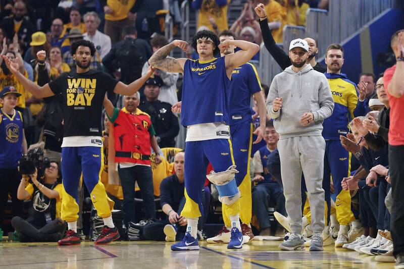 大獎娛樂城、大獎娛樂 線上新聞 勇士一哥柯瑞持續缺席！美媒報導預計最快歸隊時間