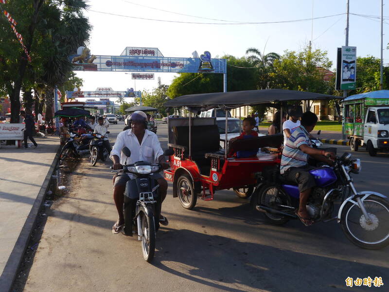 大獎娛樂城、大獎娛樂 線上新聞 台中清寒女大生淪為柬埔寨「豬仔」！阿公匯款13.6萬，詐團竟仍不放人！