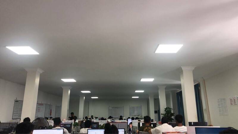 大獎娛樂城、大獎娛樂 線上新聞 台中女大生淪為柬埔寨「豬仔」！詐騙園區內部畫面曝光，竟「宛如電腦教室」！