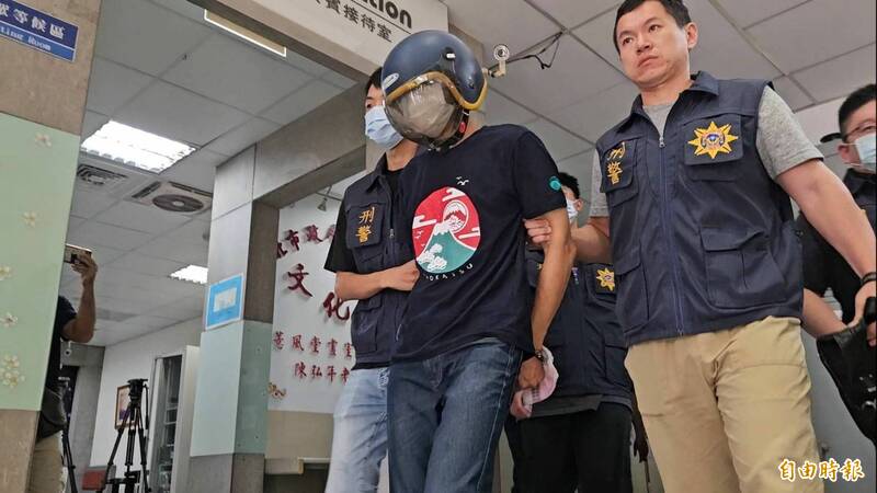 大獎娛樂城、大獎娛樂-線上新聞-險上當！假外甥來電「急借錢周轉」，老翁差點被騙走145萬養老錢！