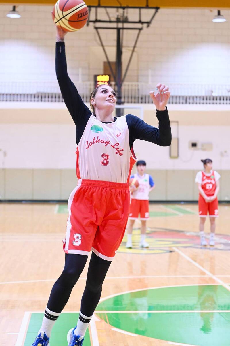 大獎娛樂城、大獎娛樂-線上新聞-FMVP凱拉霸氣回歸！誓助國泰女籃挑戰史無前例的15連霸王朝！