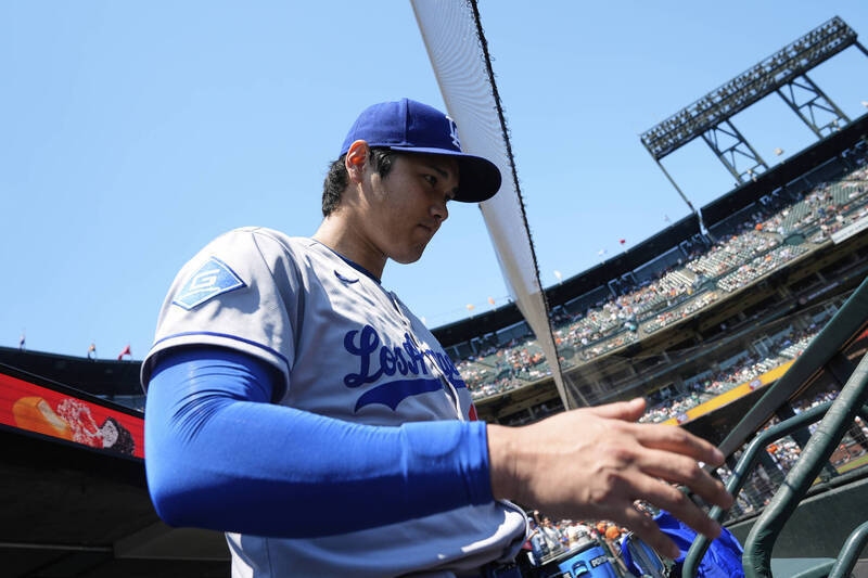 大獎娛樂城、大獎娛樂-線上新聞-大谷「投打二刀流」的超狂傳說！打者翔平痛打洛磯，投手大谷自己拿下本季首勝！