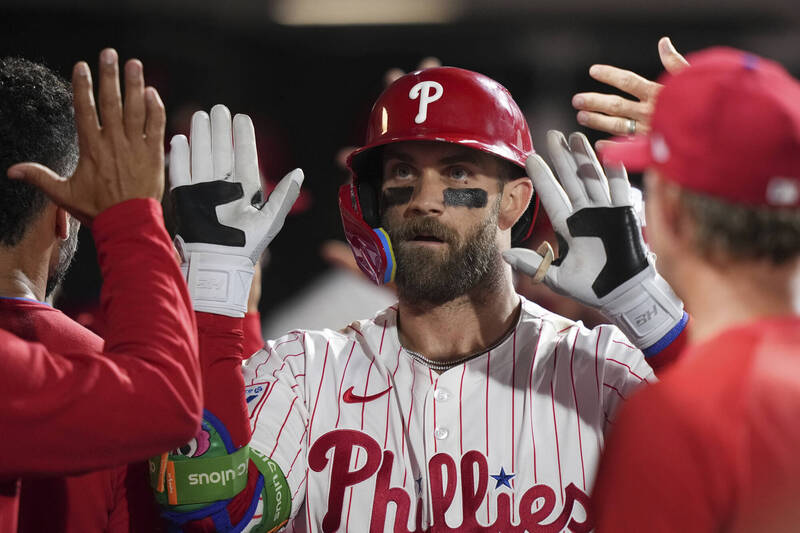 大獎娛樂城、大獎娛樂-線上新聞-哈波「一人撐起一座天」！超大號雙響砲創隊史紀錄，費城人砲轟水手奪勝！