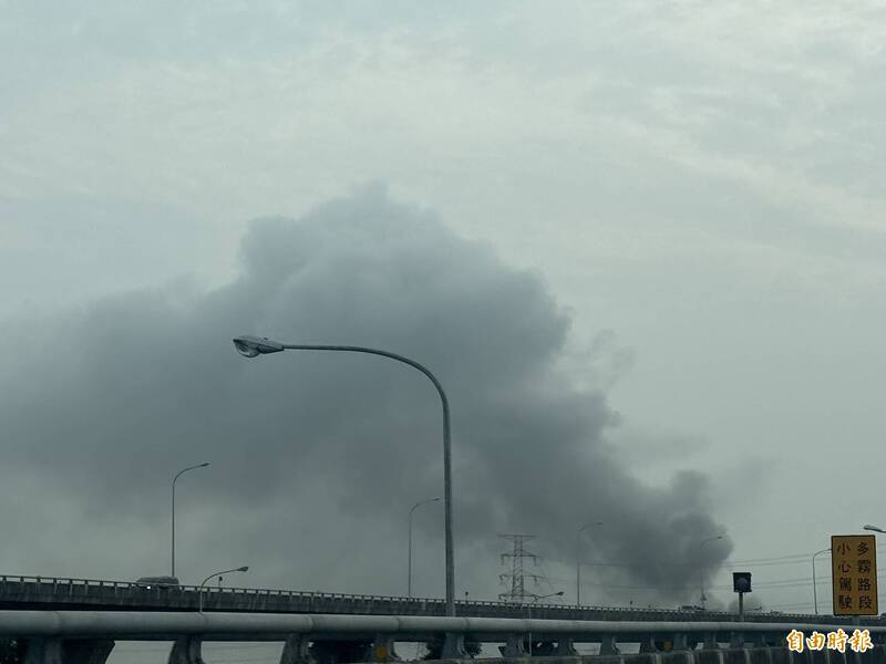 大獎娛樂城、大獎娛樂-線上新聞-新北惡夢！林口深夜工廠狂燒，濃煙直竄天際，空污警報緊急發布！