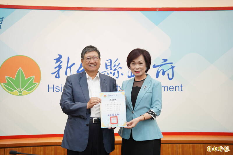 大獎娛樂城、大獎娛樂-線上新聞-【豪氣捐贈】太大手筆！安麗台灣「一口氣送450台」越野推車！偏鄉行動力大增