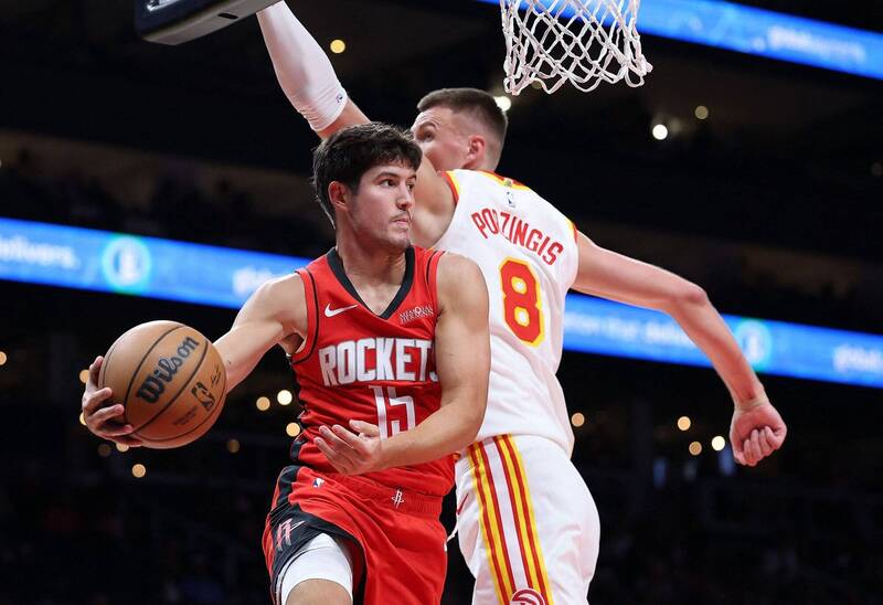 大獎娛樂城、大獎娛樂-線上新聞-【杜蘭特躺贏】一哥輪休沒在怕！探花謝波德狂砍猛攻率隊擒鷹！火箭熱身賽「4戰全勝」誰能擋？