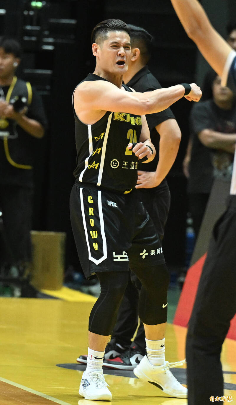 大獎娛樂城、大獎娛樂-線上新聞-【不老傳奇】40歲老將洪志善「外線4投4中」手感炸裂！霸氣宣言：我隨時都能上場！