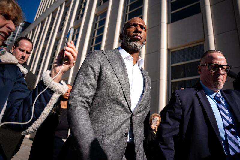 大獎娛樂城、大獎娛樂-線上新聞-炸裂！NBA拓荒者主帥畢拉普斯「詐賭案」拒不認罪！1.6億天價交保背後有鬼？