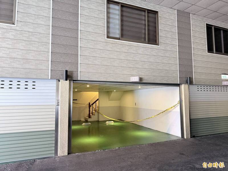 大獎娛樂城、大獎娛樂-線上新聞-極樂派對變調！26歲正妹疑吸毒過量暴斃，男友崩潰「隨她而去」共赴黃泉