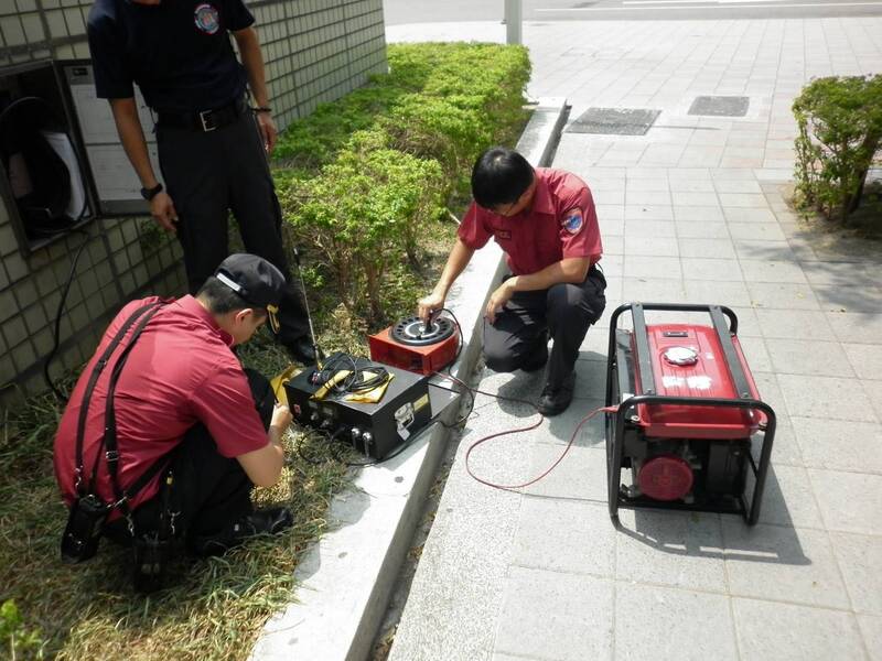 大獎娛樂城、大獎娛樂-線上新聞-消防員命懸一線！北市驚爆無線電「30公尺就斷訊」，議員怒轟：8成基層在等死