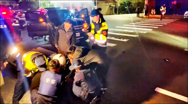 大獎娛樂城、大獎娛樂-線上新聞-【猛男大鬧法院】 涉毒猛男舞者失控！咆哮法庭拒上銬，法官急下令「強制安置」