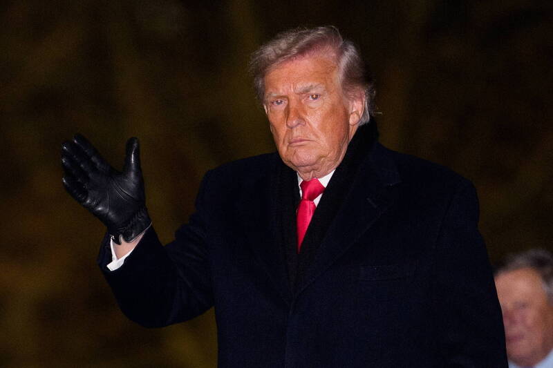 大獎娛樂城、大獎娛樂-線上新聞-川普開砲：又弱又蠢！嘲諷英國棄守戰略島嶼，霸氣宣示：格陵蘭我拿定了！