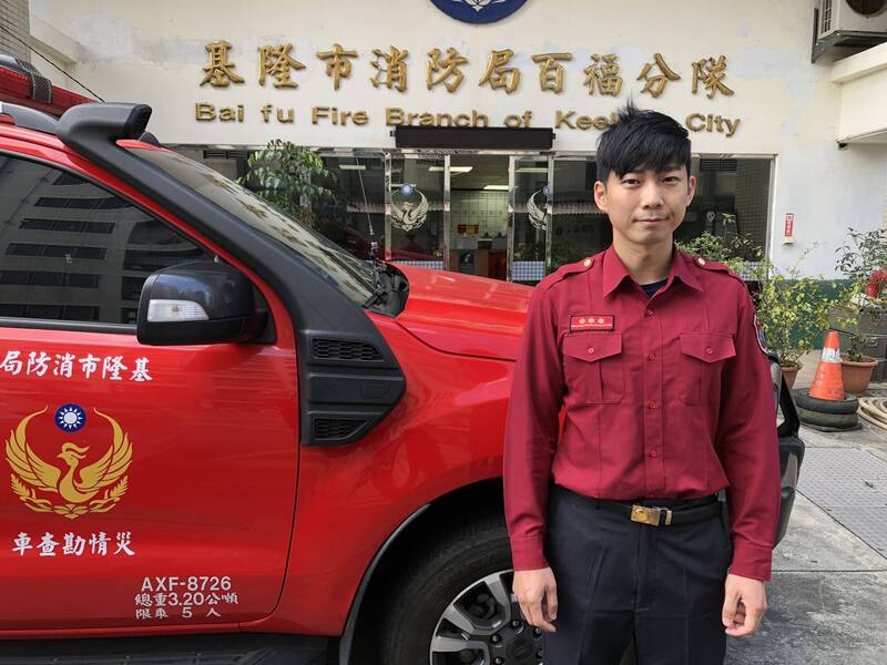 大獎娛樂城、大獎娛樂-線上新聞-【英雄回家】 淚別勇消詹能傑！遺願成真，胞弟獲准調回基隆，張善政親諾：最快速度送他回故鄉。