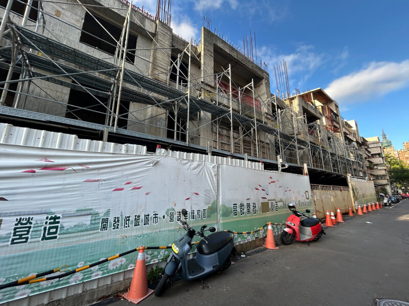 大獎娛樂城、大獎娛樂-財經新聞-大安區「傳奇爛尾樓」復活！砸3.79億暴力接手，這棟廢墟變黃金的背後：建商到底在算計什麼？